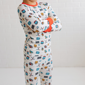 Hockey Pajamas (size: 5/6)